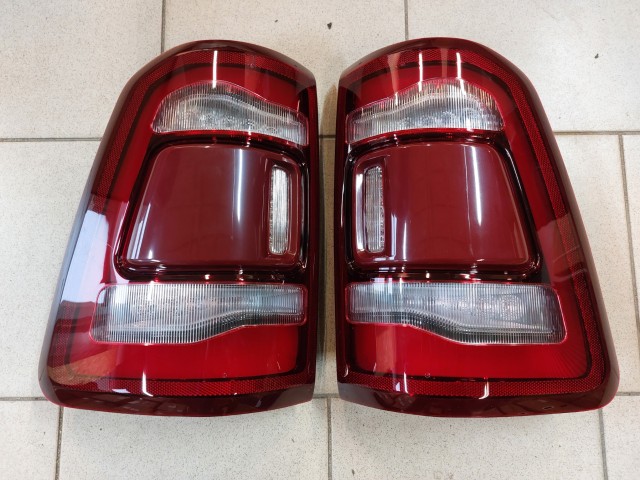 Tail Lamps Set (w/o Blindspot)